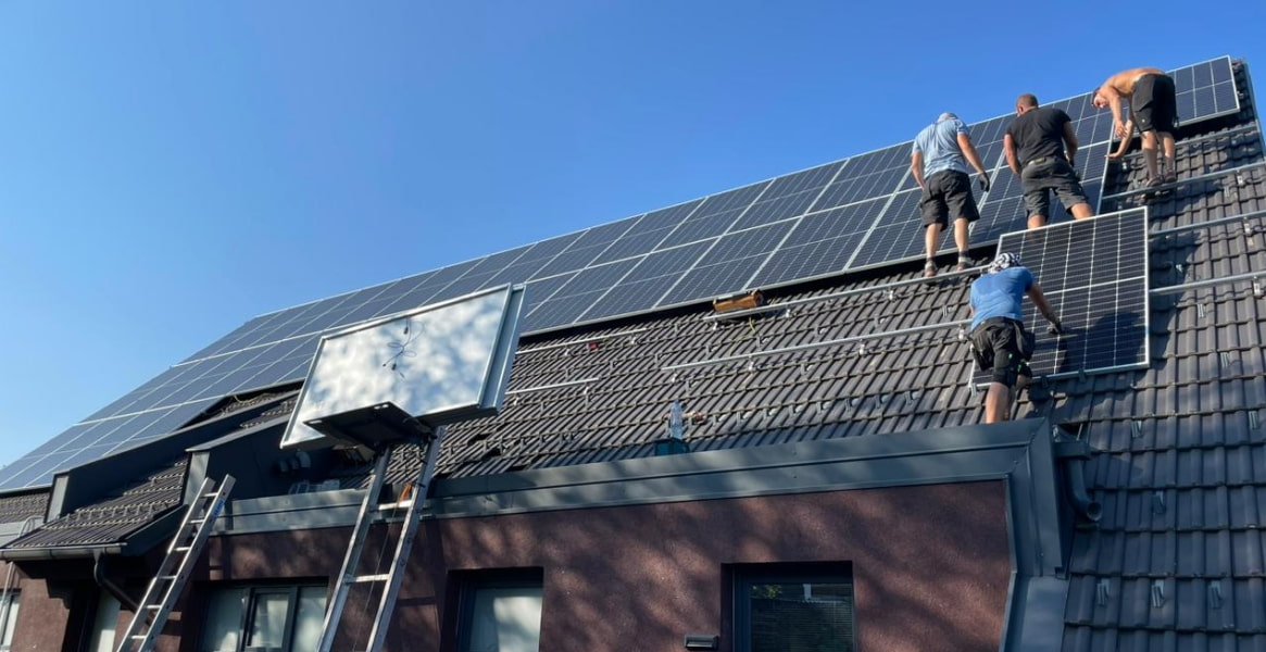 Sistema solar conectado a la red de 30 kW de Greenwatt en Europa